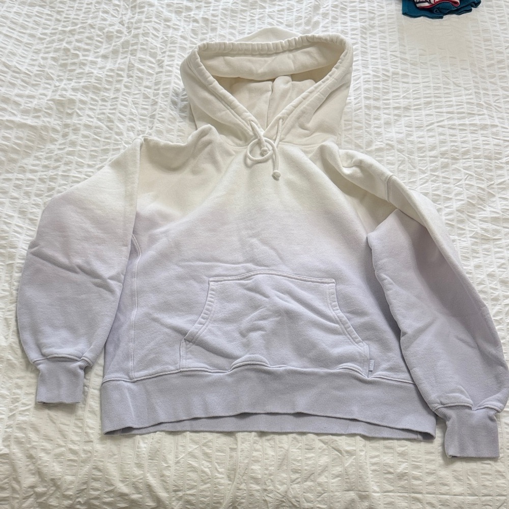 Aritzia TNA Women's Ombre Cream to Light Gray Hooded Pullover